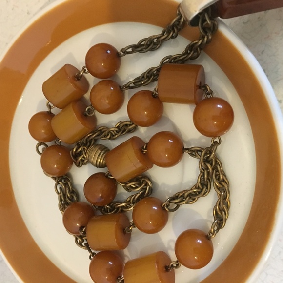 Art Deco Butterscotch/ Chocolate Bakelite Pendant Necklace - Picture 4 of 7